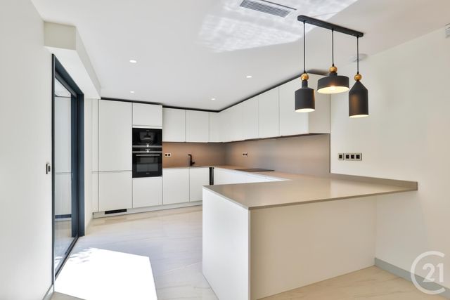 Appartement F5 à vendre - 5 pièces - 191,23 m2 - St Jean Cap Ferrat - 06 - PROVENCE-ALPES-COTE-D-AZUR