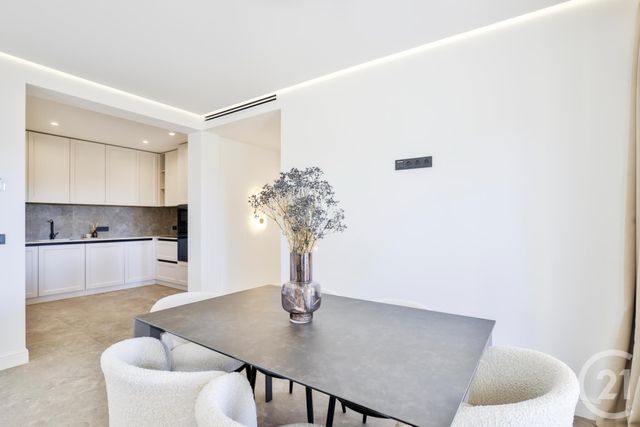 Appartement F3 à vendre - 3 pièces - 78 m2 - Villefranche Sur Mer - 06 - PROVENCE-ALPES-COTE-D-AZUR