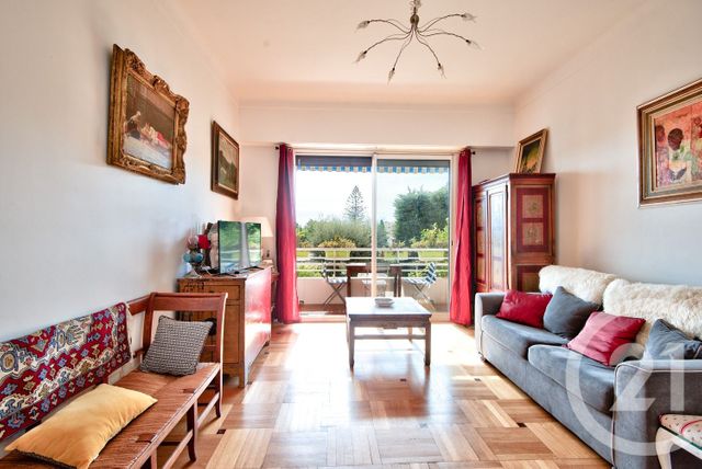 Afficher la photo en grand Appartement F2 à vendre - 2 pièces - 56 m2 - Beaulieu Sur Mer - 06 - PROVENCE-ALPES-COTE-D-AZUR