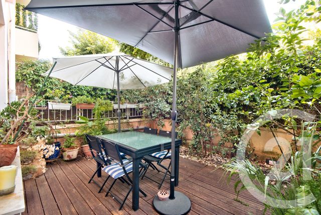 Afficher la photo en grand Appartement F2 à vendre - 2 pièces - 56 m2 - Beaulieu Sur Mer - 06 - PROVENCE-ALPES-COTE-D-AZUR