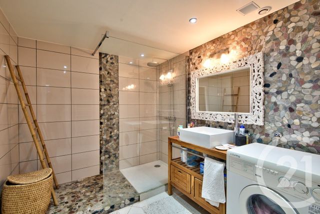 Afficher la photo en grand Appartement F2 à vendre - 2 pièces - 56 m2 - Beaulieu Sur Mer - 06 - PROVENCE-ALPES-COTE-D-AZUR