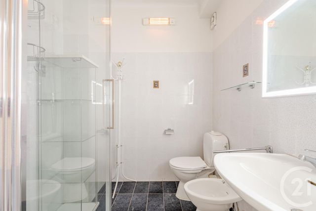 Appartement F2 &agrave; vendre - 2 pi&egrave;ces - 82 m2 - Villefranche Sur Mer - 06 - PROVENCE-ALPES-COTE-D-AZUR