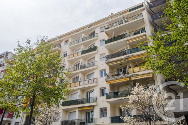 Appartement F4 &agrave; vendre - 4 pi&egrave;ces - 74 m2 - Nice - 06 - PROVENCE-ALPES-COTE-D-AZUR