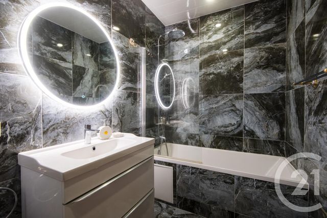 Appartement F4 &agrave; vendre - 4 pi&egrave;ces - 74 m2 - Nice - 06 - PROVENCE-ALPES-COTE-D-AZUR