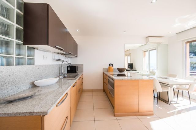 Appartement F4 &agrave; vendre - 4 pi&egrave;ces - 80,48 m2 - Villefranche Sur Mer - 06 - PROVENCE-ALPES-COTE-D-AZUR