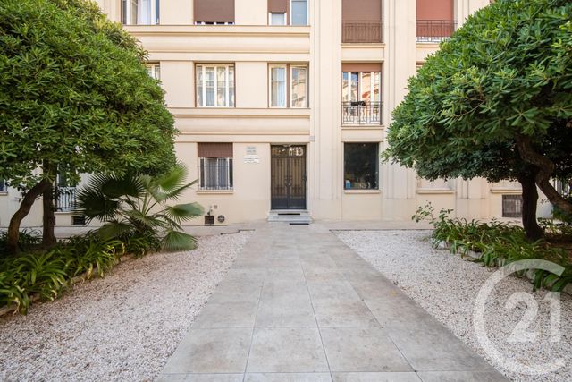 Appartement &agrave; vendre - 3 pi&egrave;ces - 69,37 m2 - Nice - 06 - PROVENCE-ALPES-COTE-D-AZUR