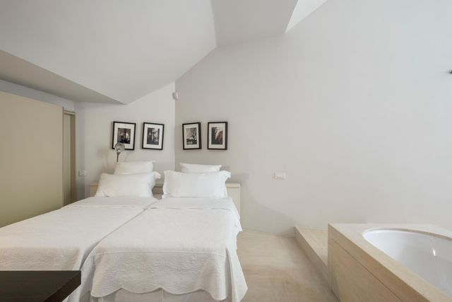 Maison à vendre - 6 pièces - 183 m2 - St Jean Cap Ferrat - 06 - PROVENCE-ALPES-COTE-D-AZUR