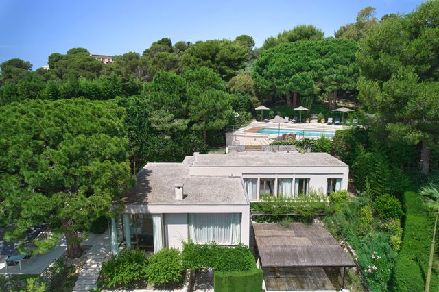 Maison à vendre - 6 pièces - 183 m2 - St Jean Cap Ferrat - 06 - PROVENCE-ALPES-COTE-D-AZUR