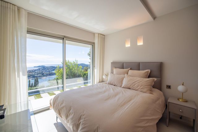 Maison &agrave; vendre - 8 pi&egrave;ces - 360 m2 - Villefranche Sur Mer - 06 - PROVENCE-ALPES-COTE-D-AZUR