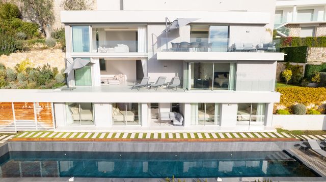 Maison &agrave; vendre - 8 pi&egrave;ces - 360 m2 - Villefranche Sur Mer - 06 - PROVENCE-ALPES-COTE-D-AZUR