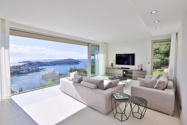 Maison &agrave; vendre - 8 pi&egrave;ces - 360 m2 - Villefranche Sur Mer - 06 - PROVENCE-ALPES-COTE-D-AZUR