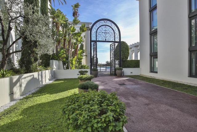 Appartement F3 à vendre - 3 pièces - 80,32 m2 - Nice - 06 - PROVENCE-ALPES-COTE-D-AZUR