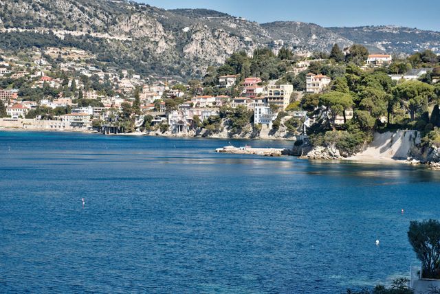 Appartement F4 à vendre - 4 pièces - 90,08 m2 - St Jean Cap Ferrat - 06 - PROVENCE-ALPES-COTE-D-AZUR