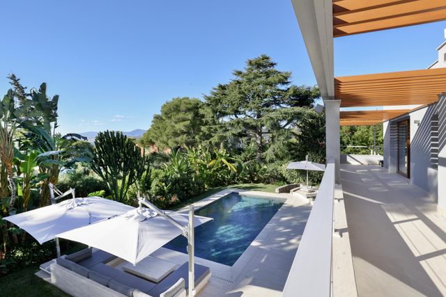Maison à vendre - 7 pièces - 413 m2 - St Jean Cap Ferrat - 06 - PROVENCE-ALPES-COTE-D-AZUR