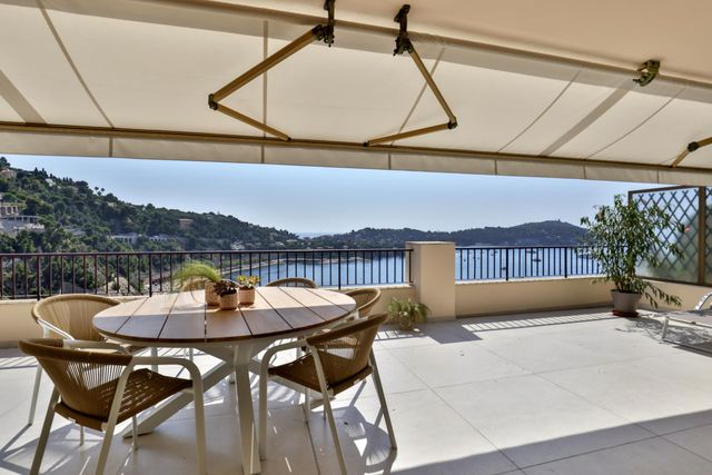 Appartement F3 &agrave; vendre - 3 pi&egrave;ces - 73 m2 - Villefranche Sur Mer - 06 - PROVENCE-ALPES-COTE-D-AZUR
