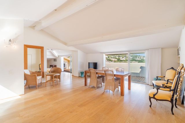 Appartement F3 à vendre VILLEFRANCHE SUR MER