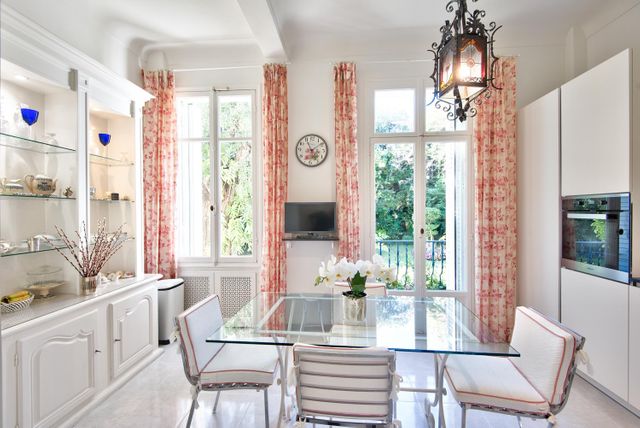 Maison &agrave; vendre - 8 pi&egrave;ces - 300 m2 - Beaulieu Sur Mer - 06 - PROVENCE-ALPES-COTE-D-AZUR