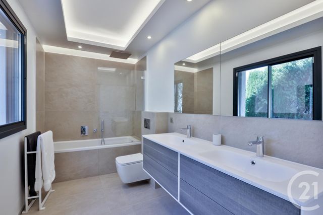 Maison à vendre - 7 pièces - 300 m2 - Villefranche Sur Mer - 06 - PROVENCE-ALPES-COTE-D-AZUR