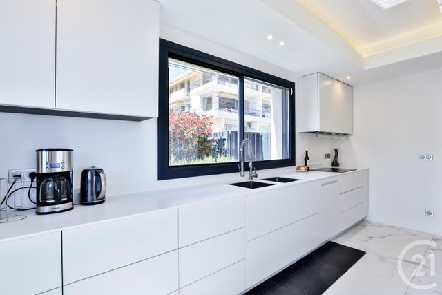 Maison à vendre - 7 pièces - 300 m2 - Villefranche Sur Mer - 06 - PROVENCE-ALPES-COTE-D-AZUR