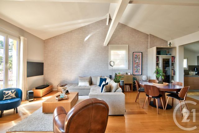 Afficher la photo en grand Appartement F3 à vendre - 3 pièces - 88,66 m2 - Villefranche Sur Mer - 06 - PROVENCE-ALPES-COTE-D-AZUR