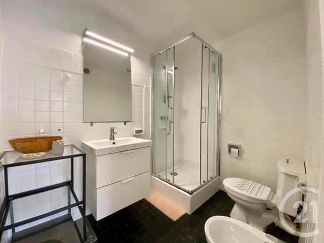 Appartement F3 à vendre - 3 pièces - 43 m2 - Villefranche Sur Mer - 06 - PROVENCE-ALPES-COTE-D-AZUR