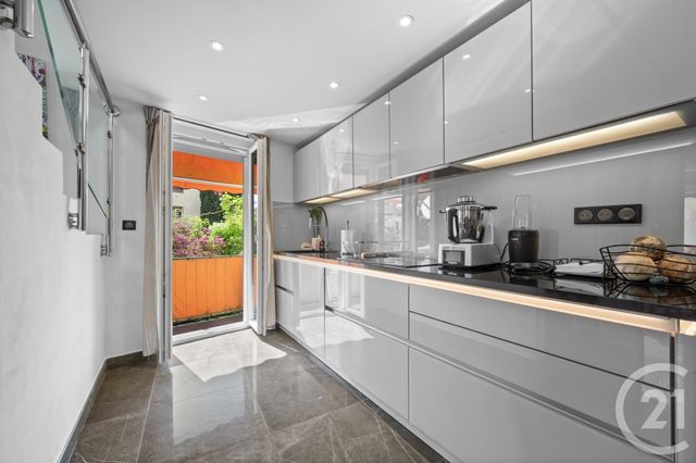 Appartement F3 à vendre - 3 pièces - 61,10 m2 - Beaulieu Sur Mer - 06 - PROVENCE-ALPES-COTE-D-AZUR