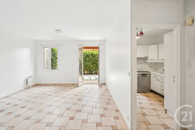 Appartement F3 à vendre - 3 pièces - 60,88 m2 - St Jean Cap Ferrat - 06 - PROVENCE-ALPES-COTE-D-AZUR