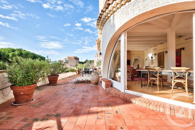 Appartement F4 à vendre - 4 pièces - 111 m2 - Villefranche Sur Mer - 06 - PROVENCE-ALPES-COTE-D-AZUR