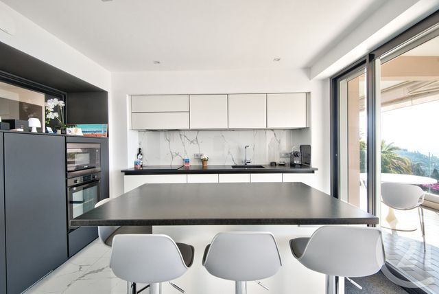 Appartement F3 à vendre - 3 pièces - 50 m2 - Villefranche Sur Mer - 06 - PROVENCE-ALPES-COTE-D-AZUR