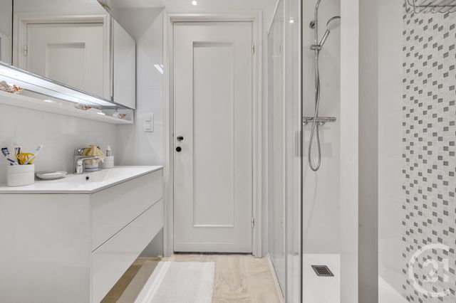 Appartement F2 à vendre - 2 pièces - 67,74 m2 - Eze - 06 - PROVENCE-ALPES-COTE-D-AZUR