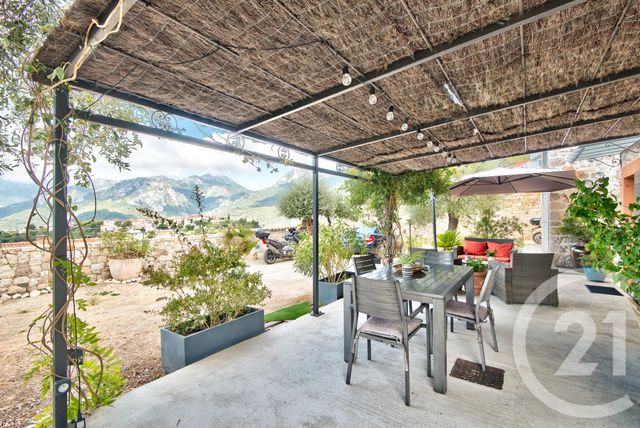 Afficher la photo en grand Maison à vendre - 4 pièces - 175 m2 - Castellar - 06 - PROVENCE-ALPES-COTE-D-AZUR