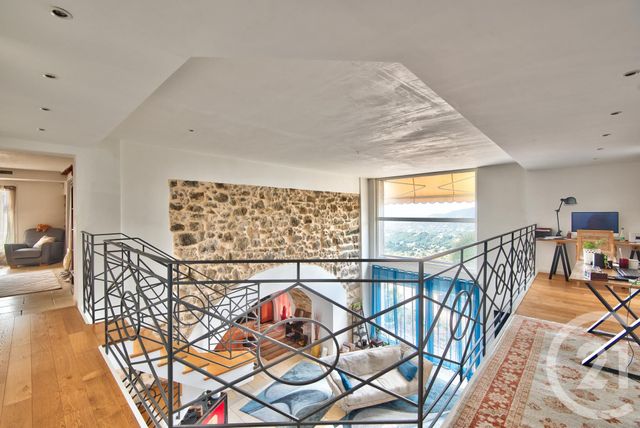 Afficher la photo en grand Maison à vendre - 4 pièces - 175 m2 - Castellar - 06 - PROVENCE-ALPES-COTE-D-AZUR