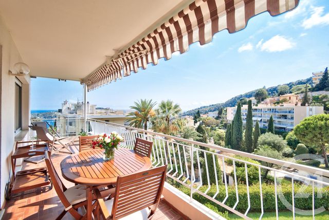 Afficher la photo en grand Appartement F3 à vendre - 3 pièces - 75 m2 - Villefranche Sur Mer - 06 - PROVENCE-ALPES-COTE-D-AZUR
