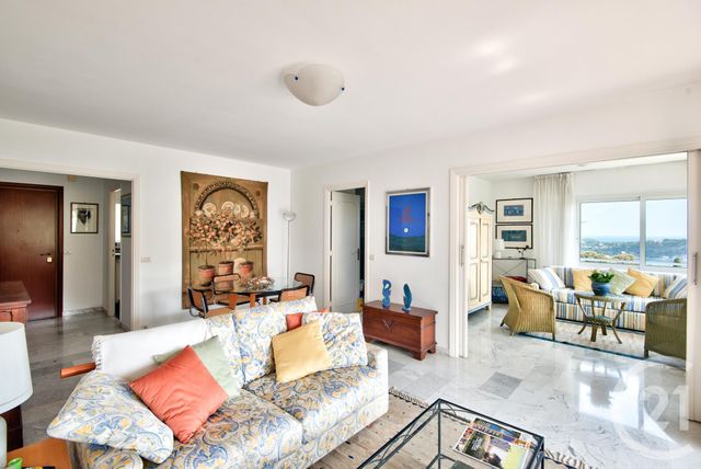 Afficher la photo en grand Appartement F3 à vendre - 3 pièces - 75 m2 - Villefranche Sur Mer - 06 - PROVENCE-ALPES-COTE-D-AZUR