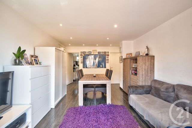 Afficher la photo en grand Appartement F3 à vendre - 3 pièces - 58,07 m2 - Villefranche Sur Mer - 06 - PROVENCE-ALPES-COTE-D-AZUR