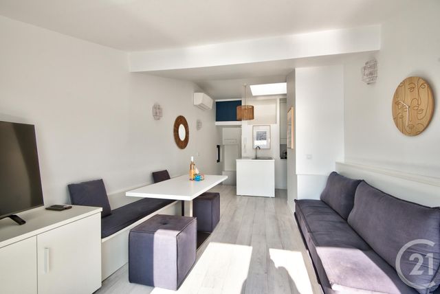 Appartement F3 à vendre - 3 pièces - 37 m2 - Villefranche Sur Mer - 06 - PROVENCE-ALPES-COTE-D-AZUR