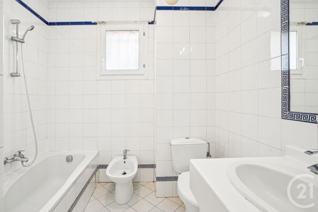 Appartement F3 &agrave; vendre - 3 pi&egrave;ces - 60,88 m2 - St Jean Cap Ferrat - 06 - PROVENCE-ALPES-COTE-D-AZUR