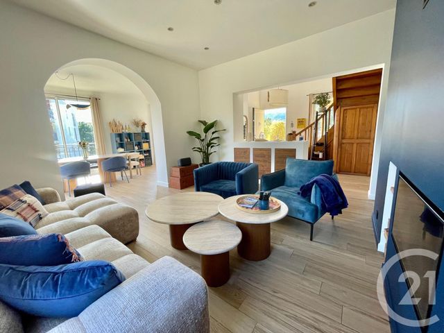 Maison &agrave; vendre - 7 pi&egrave;ces - 184,70 m2 - Nice - 06 - PROVENCE-ALPES-COTE-D-AZUR