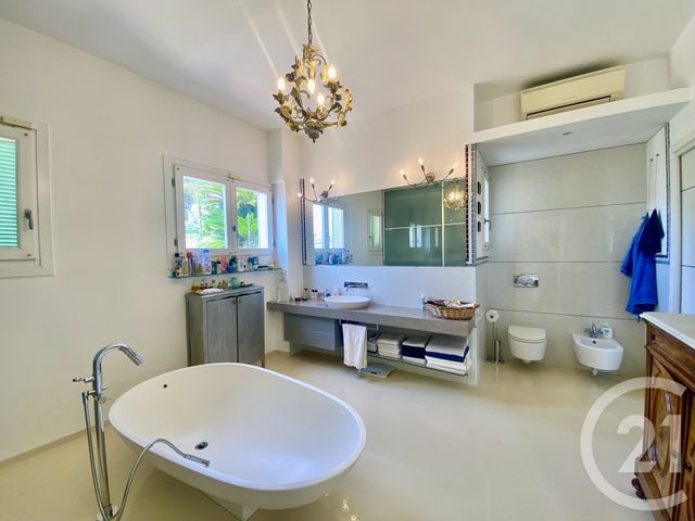 Maison &agrave; vendre - 5 pi&egrave;ces - 210 m2 - Menton - 06 - PROVENCE-ALPES-COTE-D-AZUR