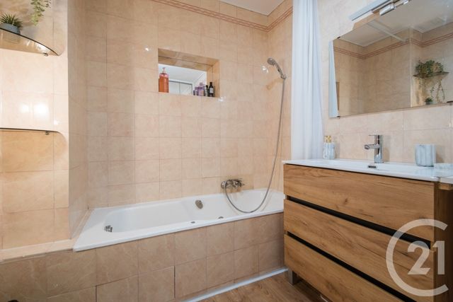 Appartement F1 &agrave; vendre - 1 pi&egrave;ce - 39 m2 - Villefranche Sur Mer - 06 - PROVENCE-ALPES-COTE-D-AZUR