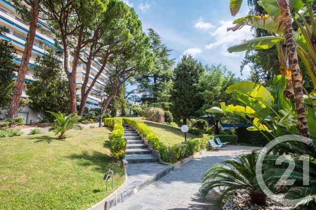 Appartement F2 &agrave; vendre - 2 pi&egrave;ces - 70,42 m2 - Nice - 06 - PROVENCE-ALPES-COTE-D-AZUR