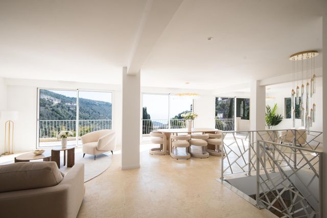 Maison &agrave; vendre - 8 pi&egrave;ces - 236 m2 - La Turbie - 06 - PROVENCE-ALPES-COTE-D-AZUR
