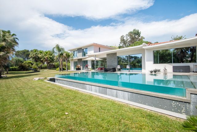 Maison &agrave; vendre - 5 pi&egrave;ces - 256 m2 - Roquefort Les Pins - 06 - PROVENCE-ALPES-COTE-D-AZUR
