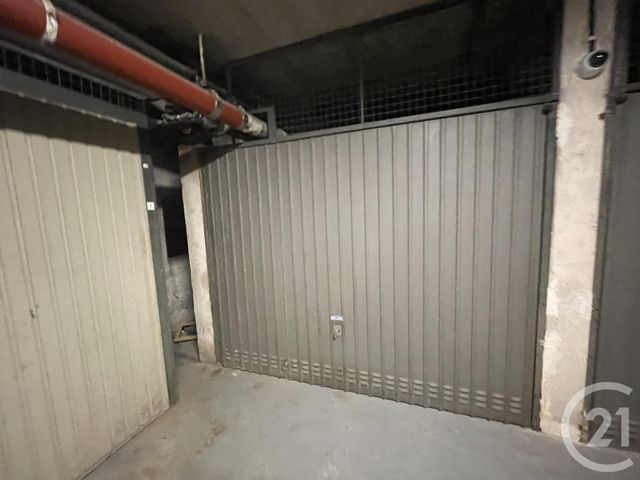 Parking &agrave; vendre - 13 m2 - Nice - 06 - PROVENCE-ALPES-COTE-D-AZUR