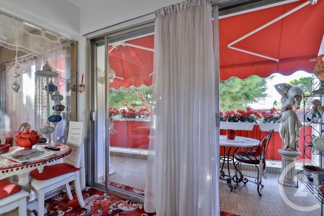 Maison à vendre - 6 pièces - 256,22 m2 - St Laurent Du Var - 06 - PROVENCE-ALPES-COTE-D-AZUR