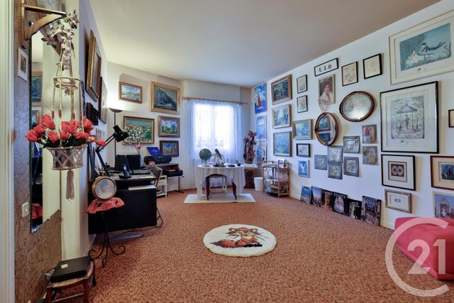 Maison à vendre - 6 pièces - 256,22 m2 - St Laurent Du Var - 06 - PROVENCE-ALPES-COTE-D-AZUR