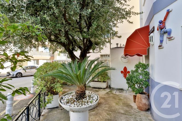 Maison à vendre - 6 pièces - 256,22 m2 - St Laurent Du Var - 06 - PROVENCE-ALPES-COTE-D-AZUR