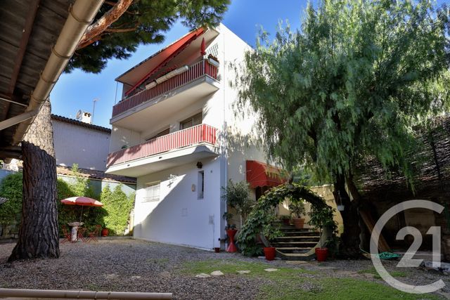 Maison à vendre - 6 pièces - 256,22 m2 - St Laurent Du Var - 06 - PROVENCE-ALPES-COTE-D-AZUR