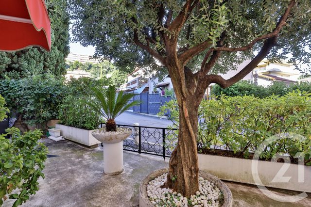 Maison à vendre - 6 pièces - 256,22 m2 - St Laurent Du Var - 06 - PROVENCE-ALPES-COTE-D-AZUR