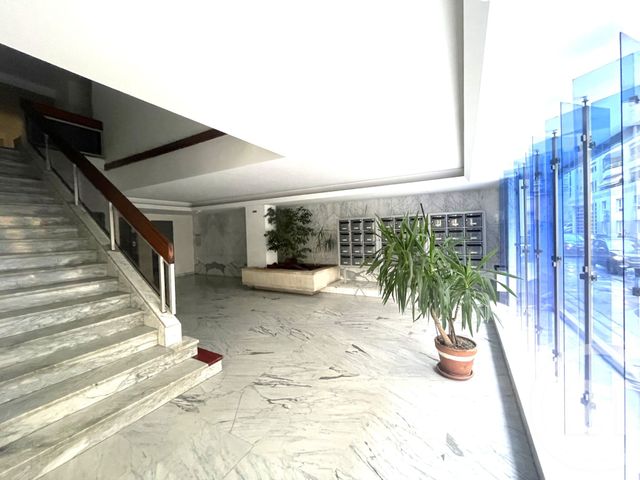 Appartement F4 à vendre - 5 pièces - 117,55 m2 - Nice - 06 - PROVENCE-ALPES-COTE-D-AZUR